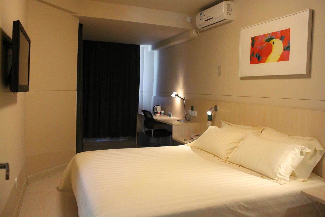 Jinjiang Inn Longyan Wanda Plaza Экстерьер фото